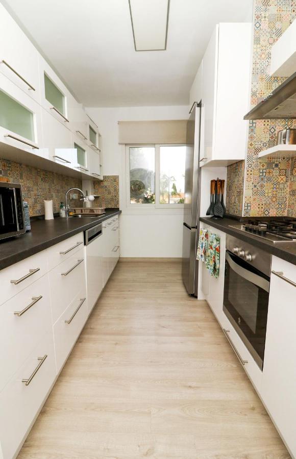 Family Apartment Walking Distance To The Sea And All Amenities Sitio de Calahonda 外观 照片